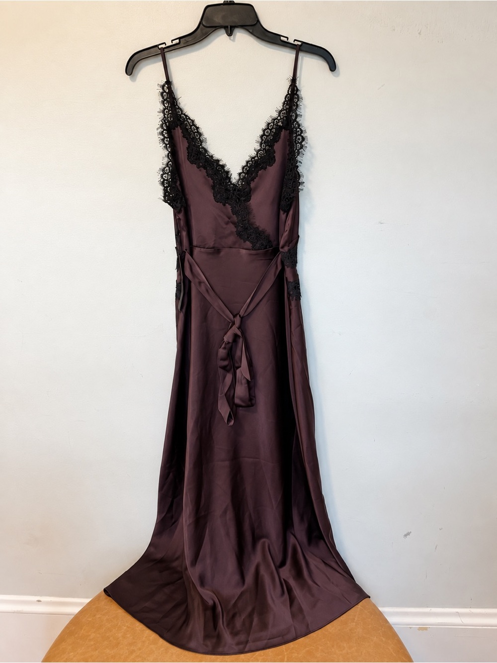 House of Harlow 1960 Plum Maxi Slip Dress with Black Lace Trim - Picture 4 of 12